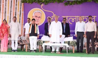 हमने ऋण माफी की घोषणा पर अमल किया: CM भूपेश