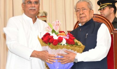विश्वभूषण हरिचंदन ने छत्तीसगढ़ के राज्यपाल पद की ली शपथ
