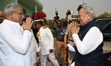 राज्यपाल विश्वभूषण हरिचंदन छत्तीसगढ़ विधानसभा के 16वें सत्र को संबोधित करने विधानसभा पहुंचे