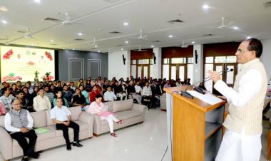 शासकीय सेवा में चयन जीवन का दुर्लभ और सौभाग्यशाली क्षण : मुख्यमंत्री  