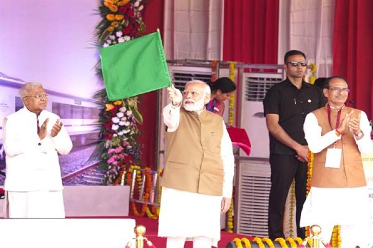 मध्यप्रदेश निरंतर लिख रहा है विकास की गाथा: प्रधानमंत्री मोदी