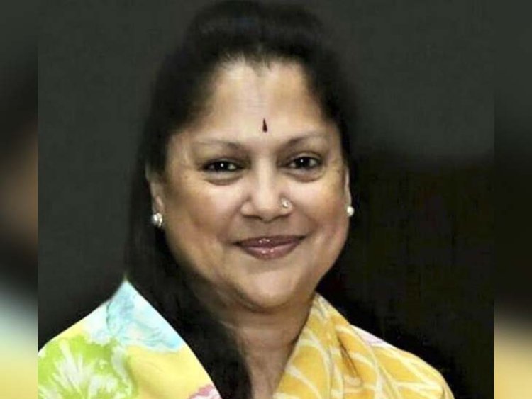 लक्ष्य के अनुरूप कार्य कर हर पात्र महिला को लाभ दिलायें: यशोधरा राजे सिंधिया 