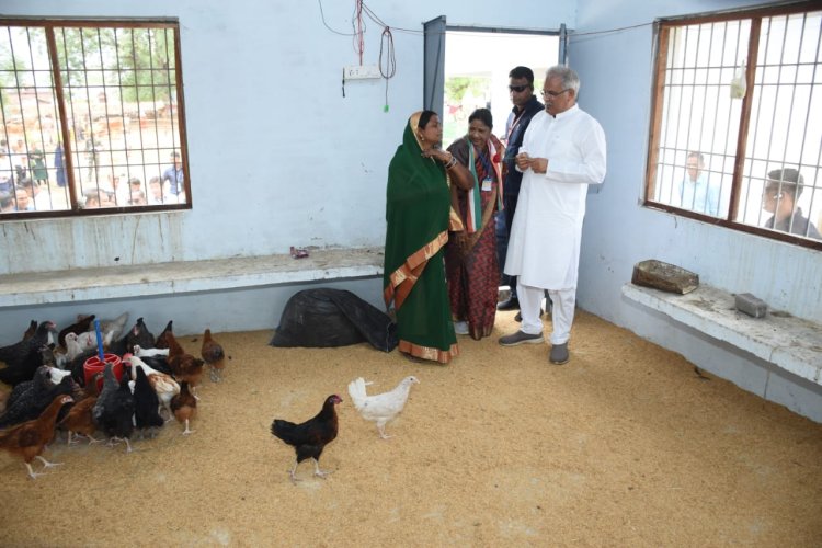 हंचलपुर गौठान की महिलाओं ने CM भुपेश का मन आभार