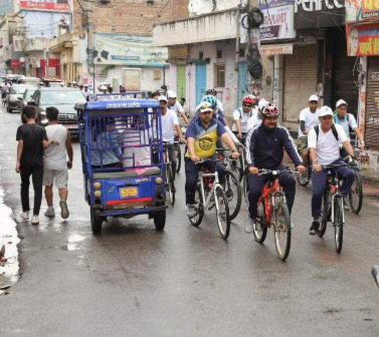 सामाजिक न्याय एवं अधिकारिता मंत्री ने साइकिल रैली में शामिल होकर स्वस्थ जीवन शैली का दिया संदेश