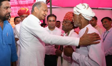 महंगाई राहत शिविरों से आमजन को मिल रही राहत : मुख्यमंत्री