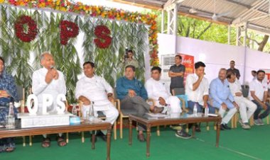 ओपीएस सहित जनकल्याणकारी योजनाओं के लिए कर्मचारी संगठनों ने CM गहलोत का  व्यक्त किया आभार