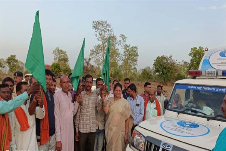 चलित पशु चिकित्सा वाहन से घर पहुँचकर पशुओं का नि:शुल्क उपचार होगा : मंत्री मीना सिंह