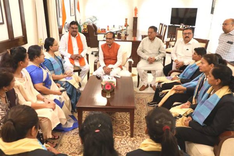 दिव्यांग खिलाड़ियों को देंगे अधिक से अधिक सुविधाएँ : मुख्यमंत्री