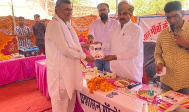 अल्पसंख्यक मामलात मंत्री ने जैसलमेर जिले में महंगाई राहत कैंप का निरीक्षण कर बांटे मुख्यमंत्री गारंटी कार्ड