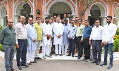 CM गहलोत से मिला मंत्रालयिक कर्मचारियों का प्रतिनिधिमंडल