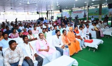 मुख्यमंत्री की आत्मीय मेजबानी से अभिभूत हुए बस्तर संभाग के मेहमान