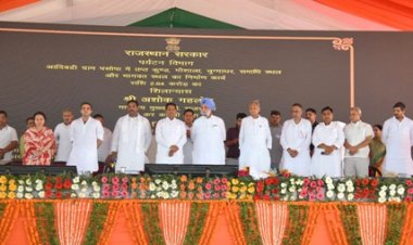 हर वर्ग के कल्याण के लिए प्रतिबद्धता से कार्य कर रही है राज्य सरकार : मुख्यमंत्री 