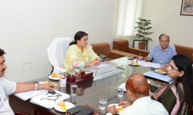 सैनेटरी नैपकिन के उपयोग पश्चात अनुकूल निस्तारण के लिए नीति बनाए जाने के महिला एवं बाल विकास मंत्री ने दिए निर्देश