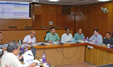 पीडब्ल्यूडी की विभिन्न पीपीपी परियोजनाओं की प्रगति की समीक्षा बैठक