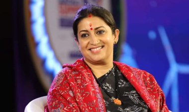स्मृति ने साधा राहुल पर निशाना,कहा-अमेठी से लापता सांसद केरल में पर्चा भरने गए
