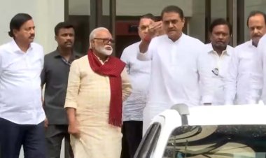 एनसीपी मंत्रियों के साथ शरद पवार से मिले अजित पवार 