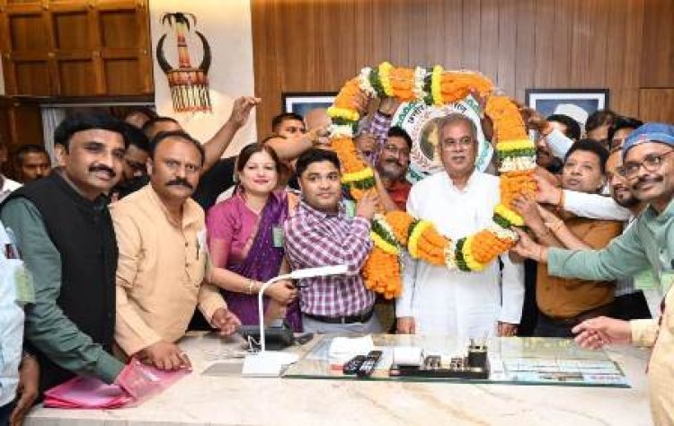 CM बघेल का छत्तीसगढ़ कर्मचारी अधिकारी संयुक्त मोर्चा ने जताया आभार