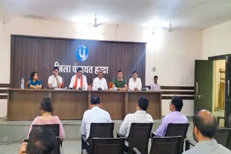 निर्माण कार्य-स्थल पर सूचना-पट्ट अनिवार्य रूप से लगें : कृषि मंत्री