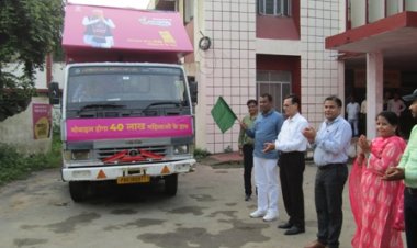 योजनाओं को आमजन तक पहुंचाने के उद्वेश्य से एलईडी वैन को टीएडी मंत्री ने हरी झण्डी दिखाकर किया रवाना
