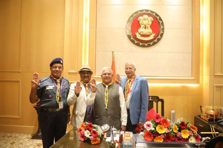 राजभवन में मनाया गया विश्व स्कार्फ दिवस