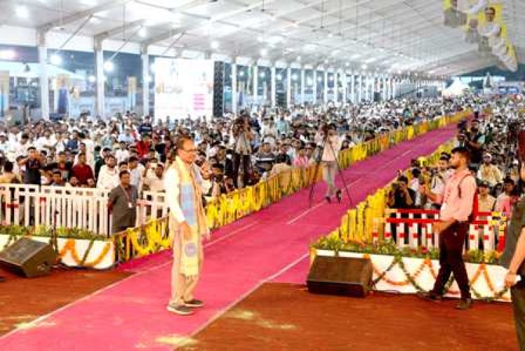 मामा तुम्हारी जिंदगी को बेहतर बनाएगा, कुछ गड़बड़ी हो तो बताते रहना: मुख्यमंत्री