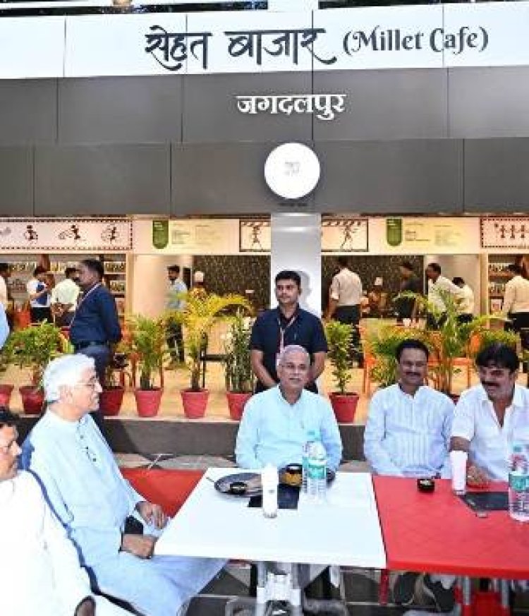 मुख्यमंत्री भूपेश बघेल ने 'सेहत बाजार’ मिलेट्स कैफे का किया शुभारम्भ