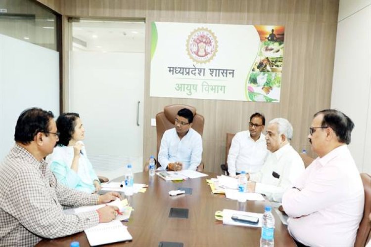 आयुष विभाग में संवर्ग और वेतन विसंगतियाँ जल्द होंगी दूर