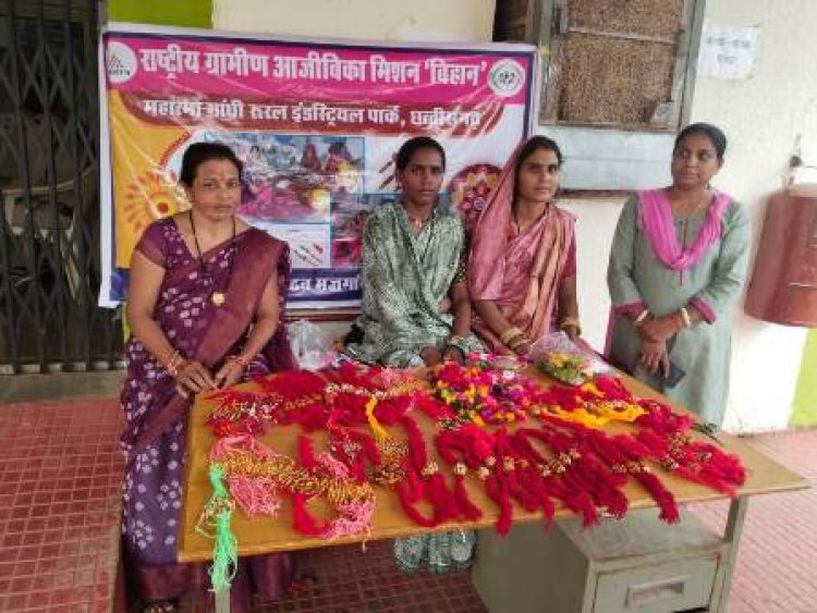 रंग-बिरंगी राखियां से सजेगी भाईयों की कलाईयां