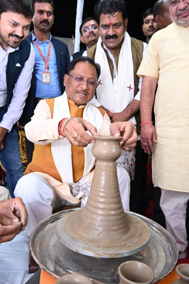 राज्य की महिलाओं के सशक्तिकरण के लिए प्रतिबद्ध है सरकार : CM साय