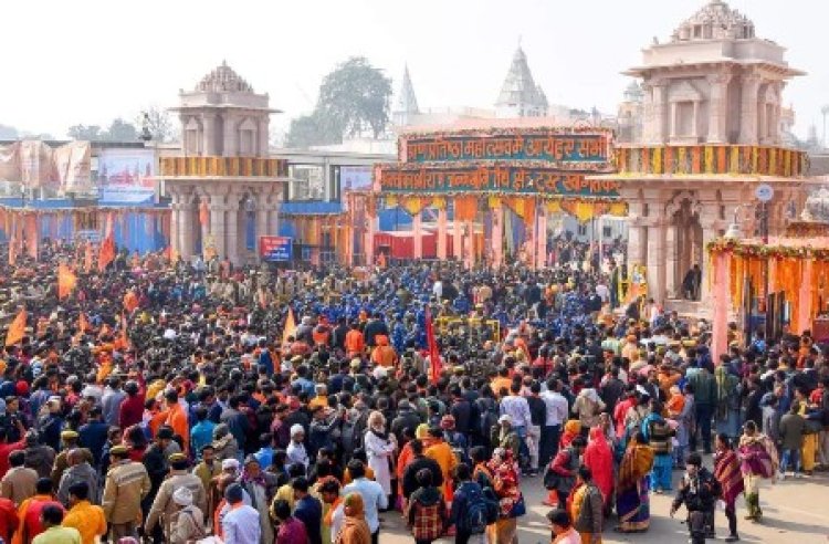 रोजाना डेढ़ लाख श्रद्धालु पहुंच रहे हैं अयोध्या, पर्यटको की पहली पसंद बनी रामनगरी 