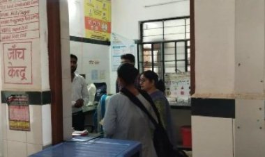 कलक्टर ने कहा, किसी भी मरीज को परेशानी नहीं हो, सभी को मिलता रहे समुचित उपचार