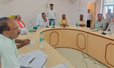 बिजली की बढ़ती मांग के अनुरूप विद्युत तंत्र को बनाएं मजबूत: ऊर्जा मंत्री