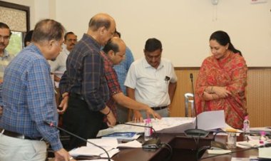 गांरटी अवधि में सड़क खराब होने पर ठेकेदार से तत्काल ठीक करवाएं: उपमुख्यमंत्री,दीया कुमारी