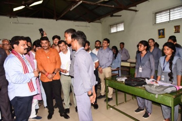 उप मुख्यमंत्री विजय शर्मा ने बिलासपुर जिले के कोनी आईटीआई का किया निरीक्षण
