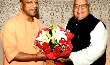 राज्यपाल कलराज मिश्र की उत्तर प्रदेश के मुख्यमंत्री योगी आदित्यनाथ से मुलाकात