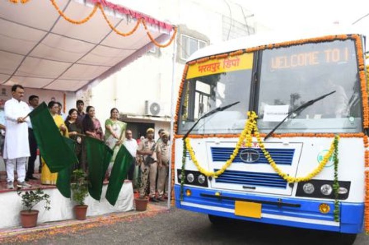 उप मुख्यमंत्री ने दिखायी नई रोडवेज बसों को हरी झंडी, समाधान पोर्टल का भी किया लोकार्पण 