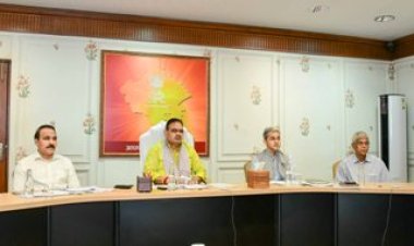 आपदा प्रबंधन की बैठक में सीएम भजनलाल ने दिया निर्देश, कहा- अधिकारी फील्ड में जाकर दें आमजन को राहत