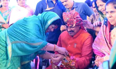 कैबिनेट मंत्री श्रीमती संपतिया उइके ने मुख्यमंत्री को बांधी राखी