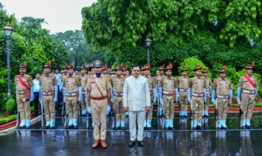 मुख्यमंत्री भजनलाल शर्मा ने मुख्यमंत्री निवास पर किया ध्वजारोहण