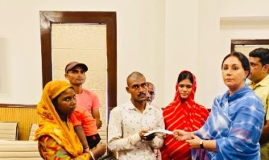 उपमुख्यमंत्री दिया कुमारी ने में मृतक आश्रितों को एक-एक लाख रूपये की आर्थिक सहायता राशि के चेक प्रदान किए