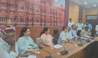 कलक्टर ने किया आमजन की समस्याओं का मौके पर निस्तारण 