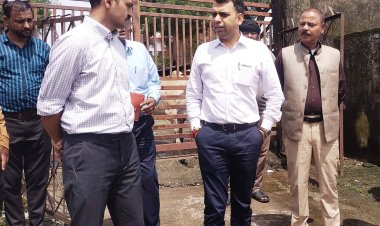 कोई भी पशु मालिक अपने पशुओं को खुले में या आवारा न छोड़ें - कलेक्टर सोमेश मिश्रा