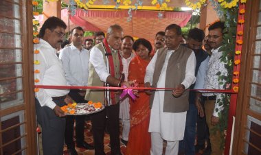 प्रभारी मंत्री ने किया मंडला एवं घुघरी के नवनिर्मित एसडीएम कार्यालय का लोकार्पण