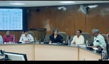 विनिर्माता एवं आपूर्तिकर्ता कम्पनियां उर्वरको की शत् प्रतिशत सप्लाई को ​सुनिश्चित करेः आयुक्त 