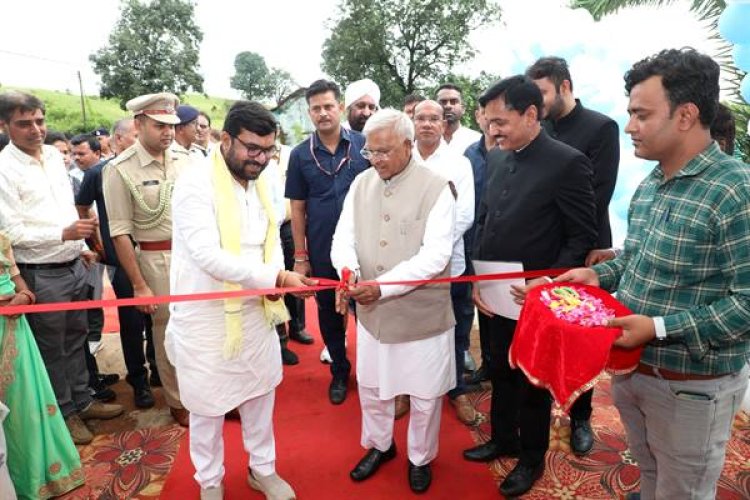 राज्यपाल ने छिंदी में स्वच्छता साथी "वॉश ऑन व्हील्स सेवा" का किया शुभारंभ