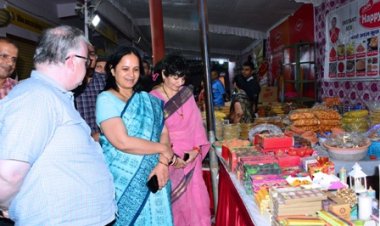 शासन सचिव एवं रजिस्ट्रार ने किया सहकार दीपोत्सव मेले का विधिवत शुभारम्भ