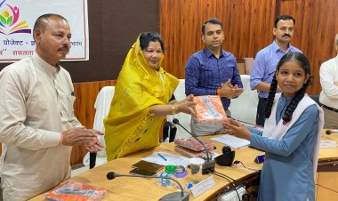 जीवन में सफलता और विषम परिस्थितियों से निपटने के लिए ज्ञानार्जन जरूरी है - मंत्री श्रीमती संपतिया उइके