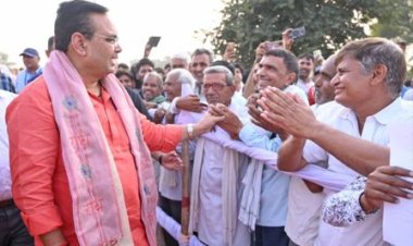सीएम भजनलाल पहुंचे अपने पैतृक गांव अटारी, हुआ भव्य स्वागत