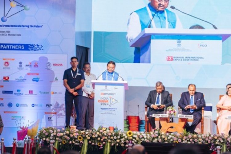 CM Shri Mohan Charan Majhi delivering keynote address at IndiaChem2024 