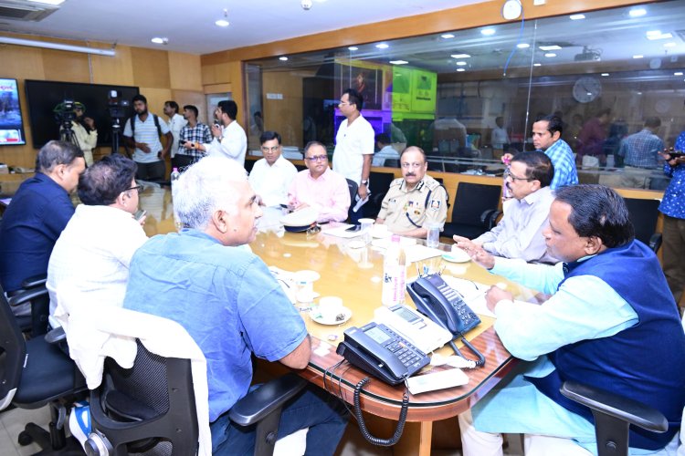 Chief Minister Mohan Charan Majhi at SRC Office at early morning, taking stock of situation after landfall